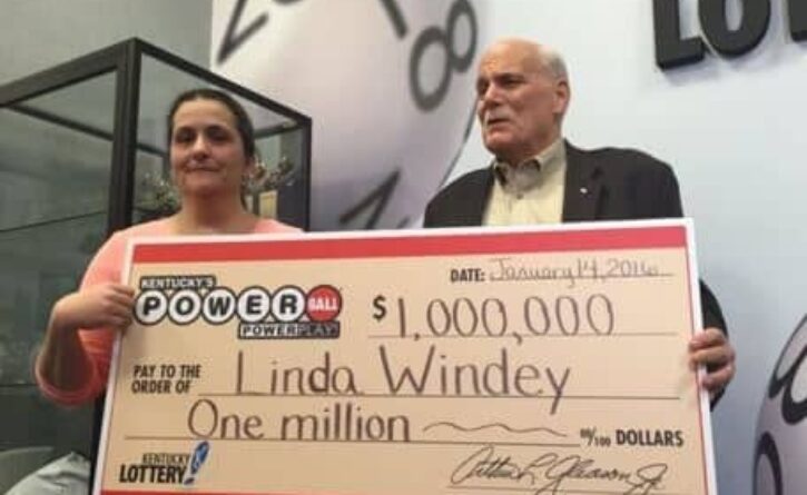 Výherkyně loterie Powerball - Linda Windey z USA