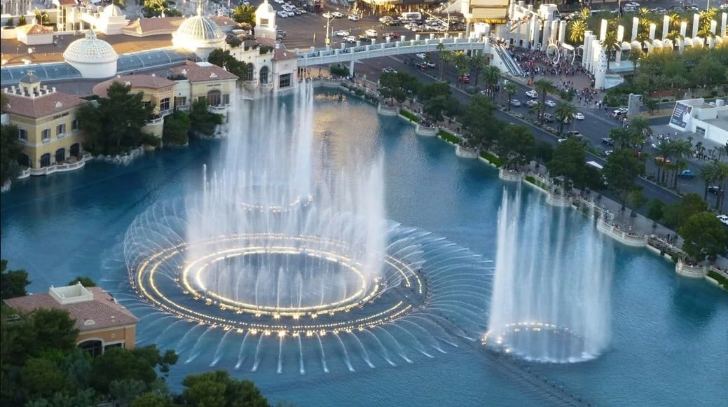 Tančící fontána Bellagio